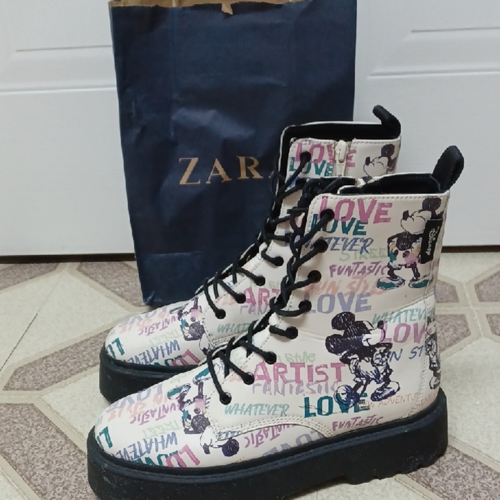 NWOT Zara Disney Platform Boots Size38